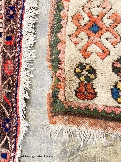 A Caucasian design rug, 204x134cm.